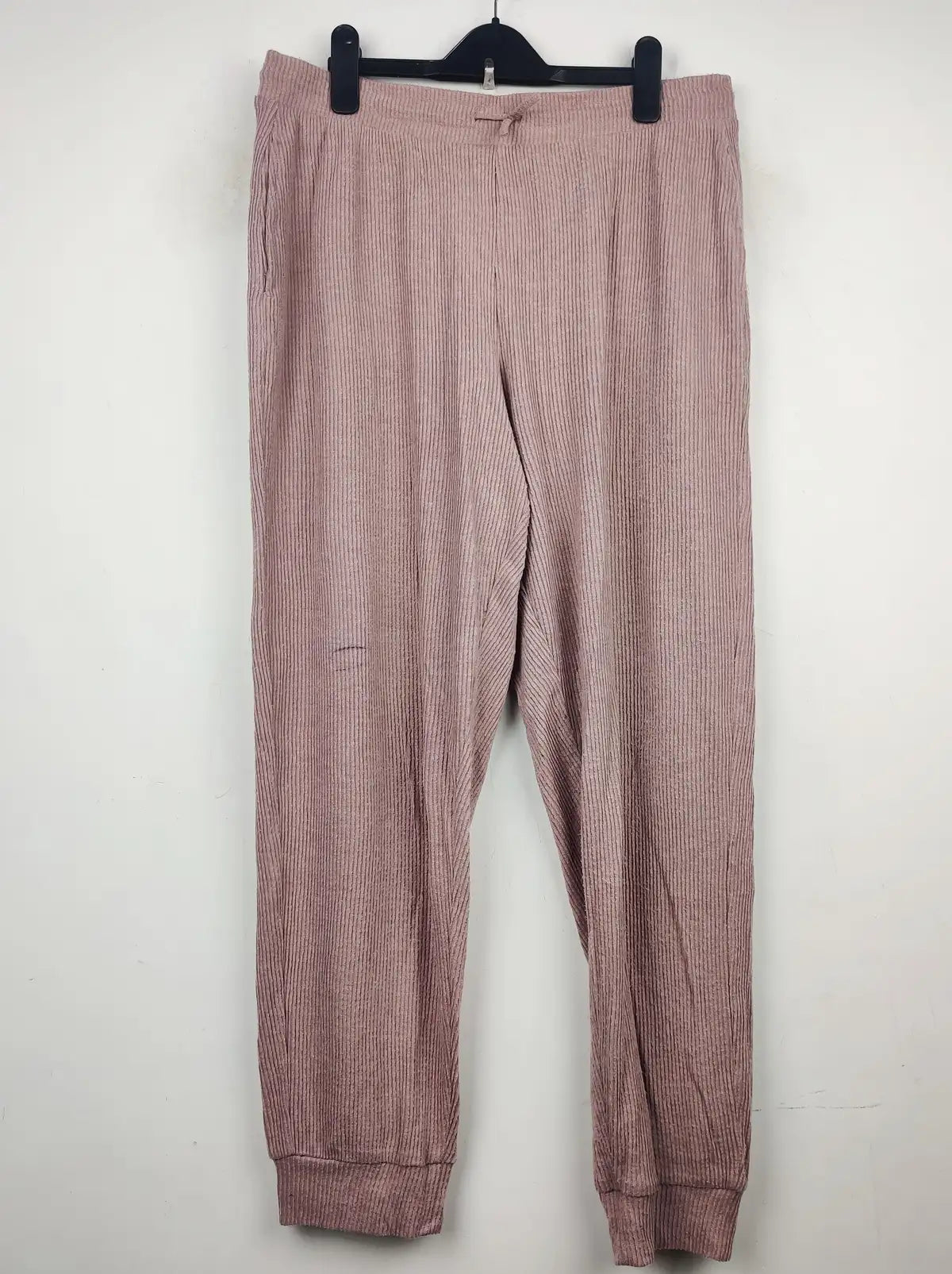 Nutmeg (PJ-647)
