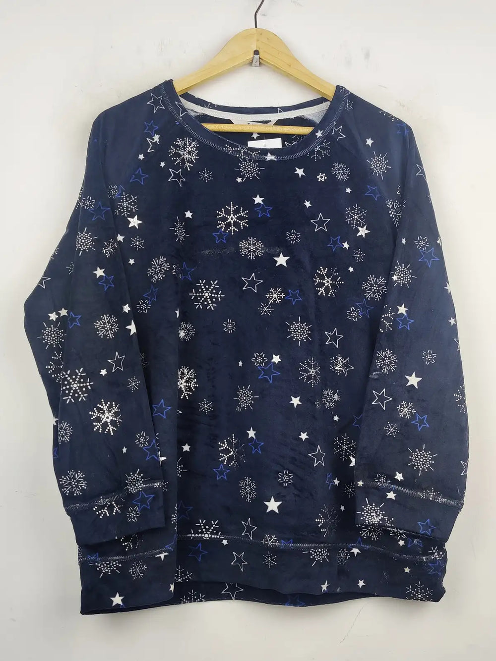 Buy online pre-used pre-loved 100% authentic & Original branded Tu (PJ-652) available in Pakistan. Top international brands avilable.