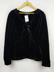 Buy online pre-used pre-loved 100% authentic & Original branded Marks & Spencer (PJ-679) available in Pakistan. Top international brands avilable.