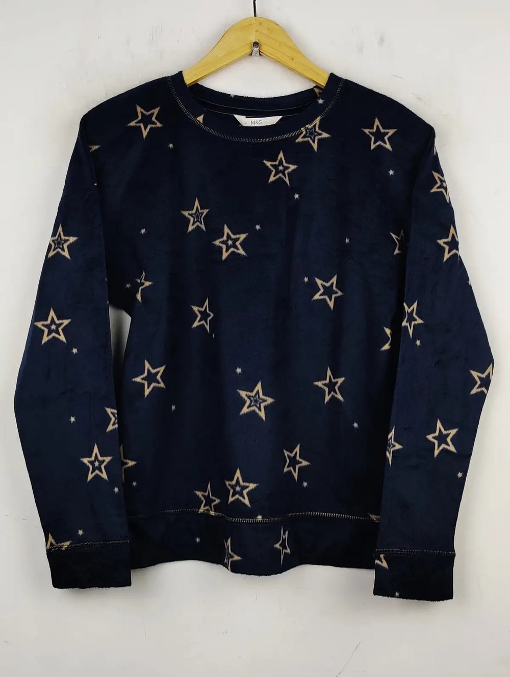 Buy online pre-used pre-loved 100% authentic & Original branded Marks & Spencer (PJ-683) available in Pakistan. Top international brands avilable.