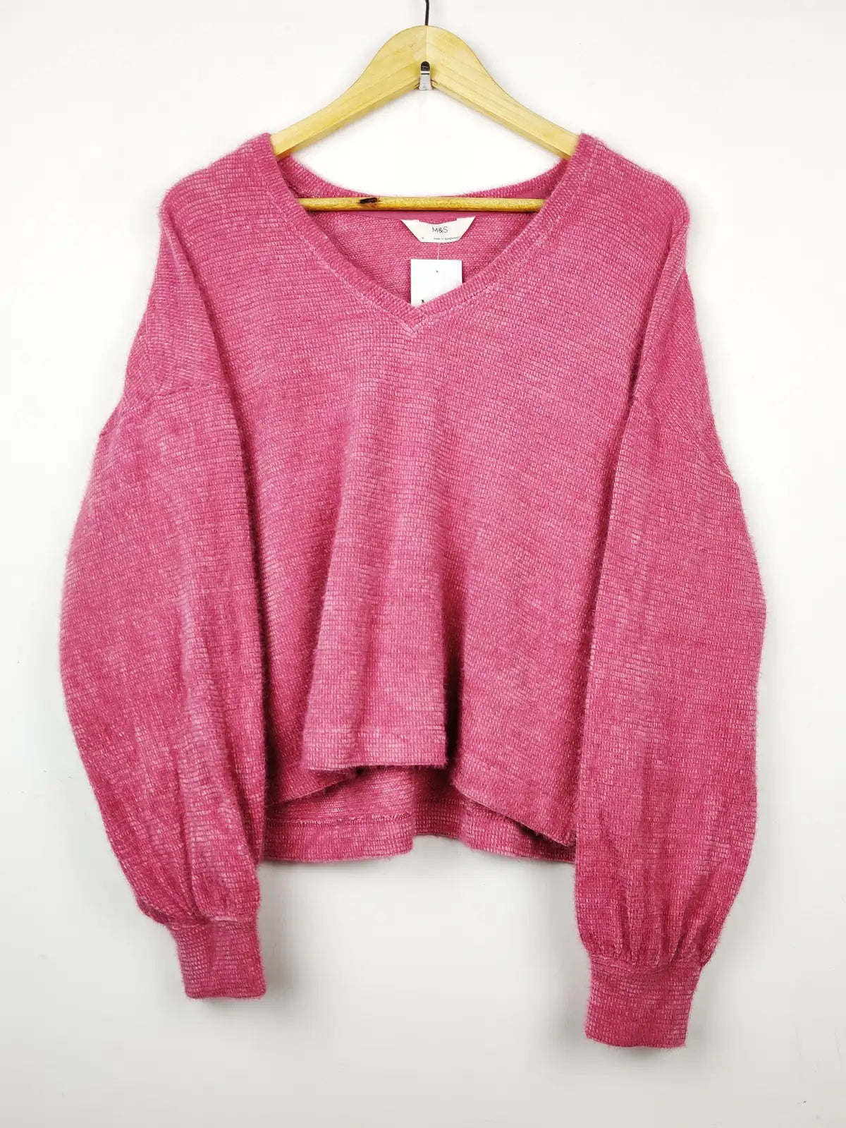 Buy online pre-used pre-loved 100% authentic & Original branded Marks & Spencer (PJ-730) available in Pakistan. Top international brands avilable.
