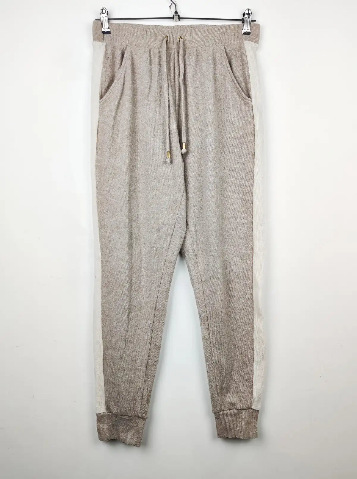 F&F (PJ-739)