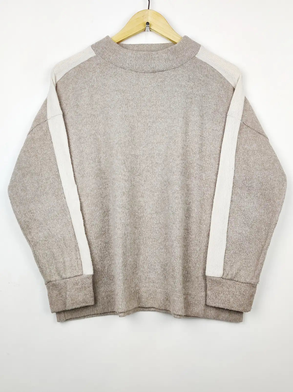 Buy online pre-used pre-loved 100% authentic & Original branded F&F (PJ-739) available in Pakistan. Top international brands avilable.