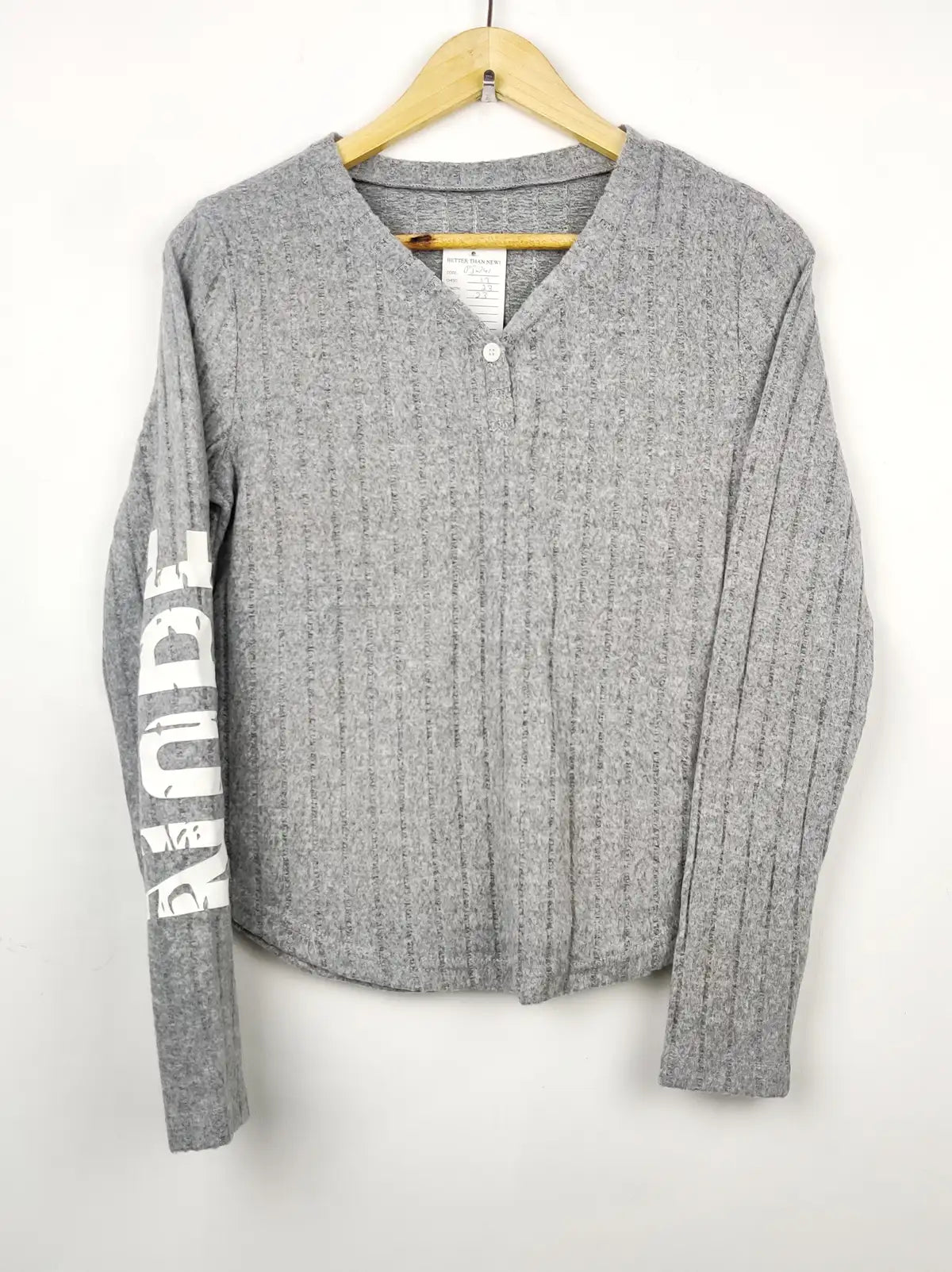 Buy online pre-used pre-loved 100% authentic & Original branded Unknown Brand (PJ-741) available in Pakistan. Top international brands avilable.