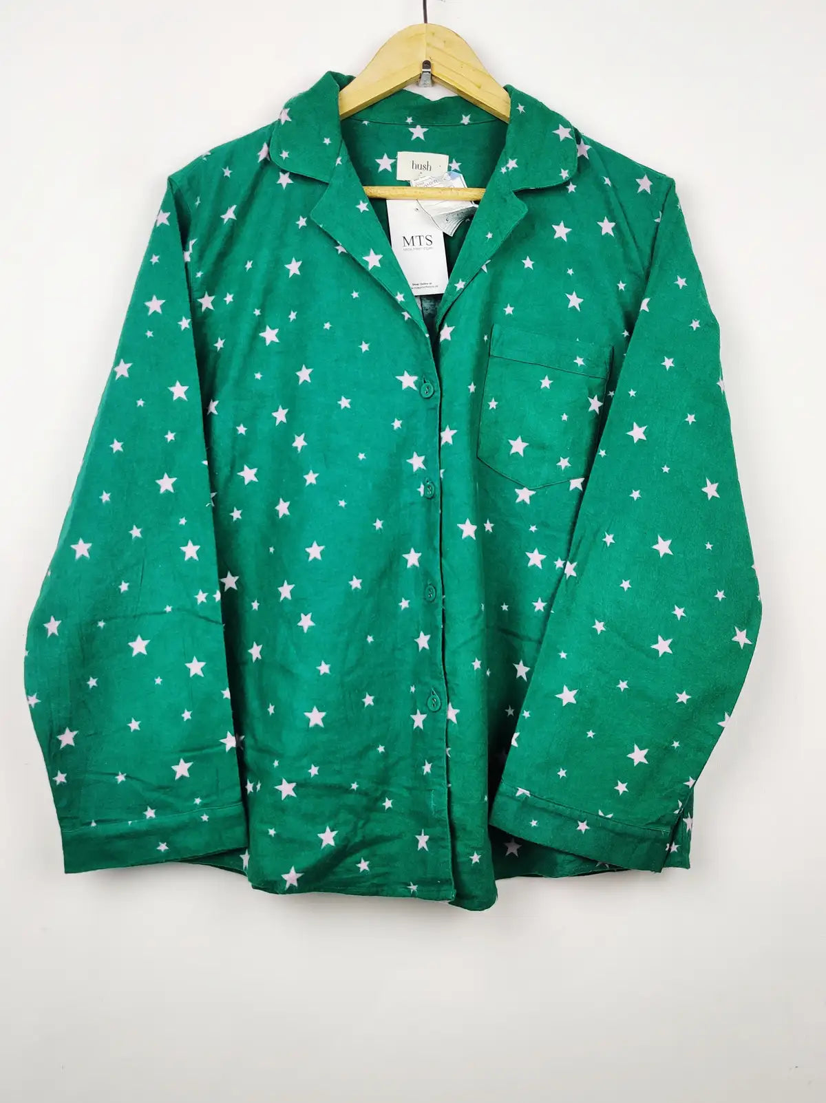 Buy online pre-used pre-loved 100% authentic & Original branded Hush (PJ-764) available in Pakistan. Top international brands avilable.