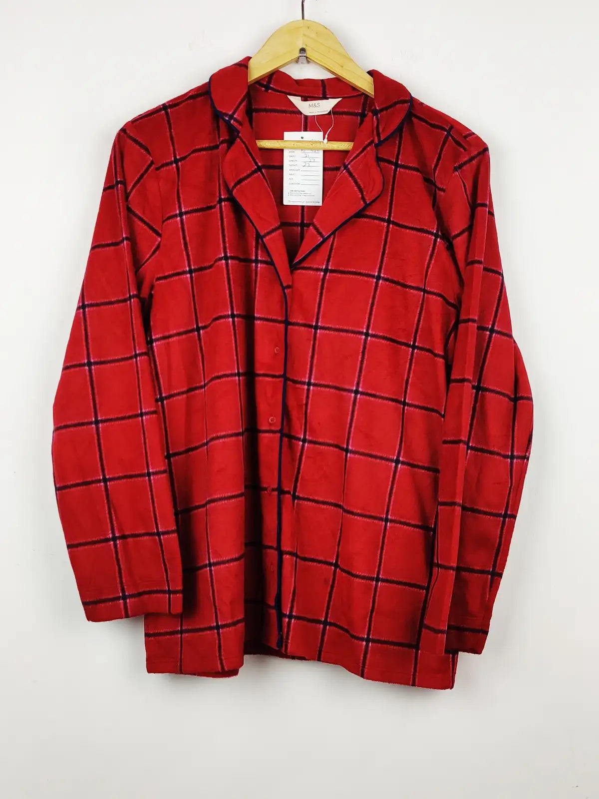 Buy online pre-used pre-loved 100% authentic & Original branded Marks & Spencer (PJ-820) available in Pakistan. Top international brands avilable.