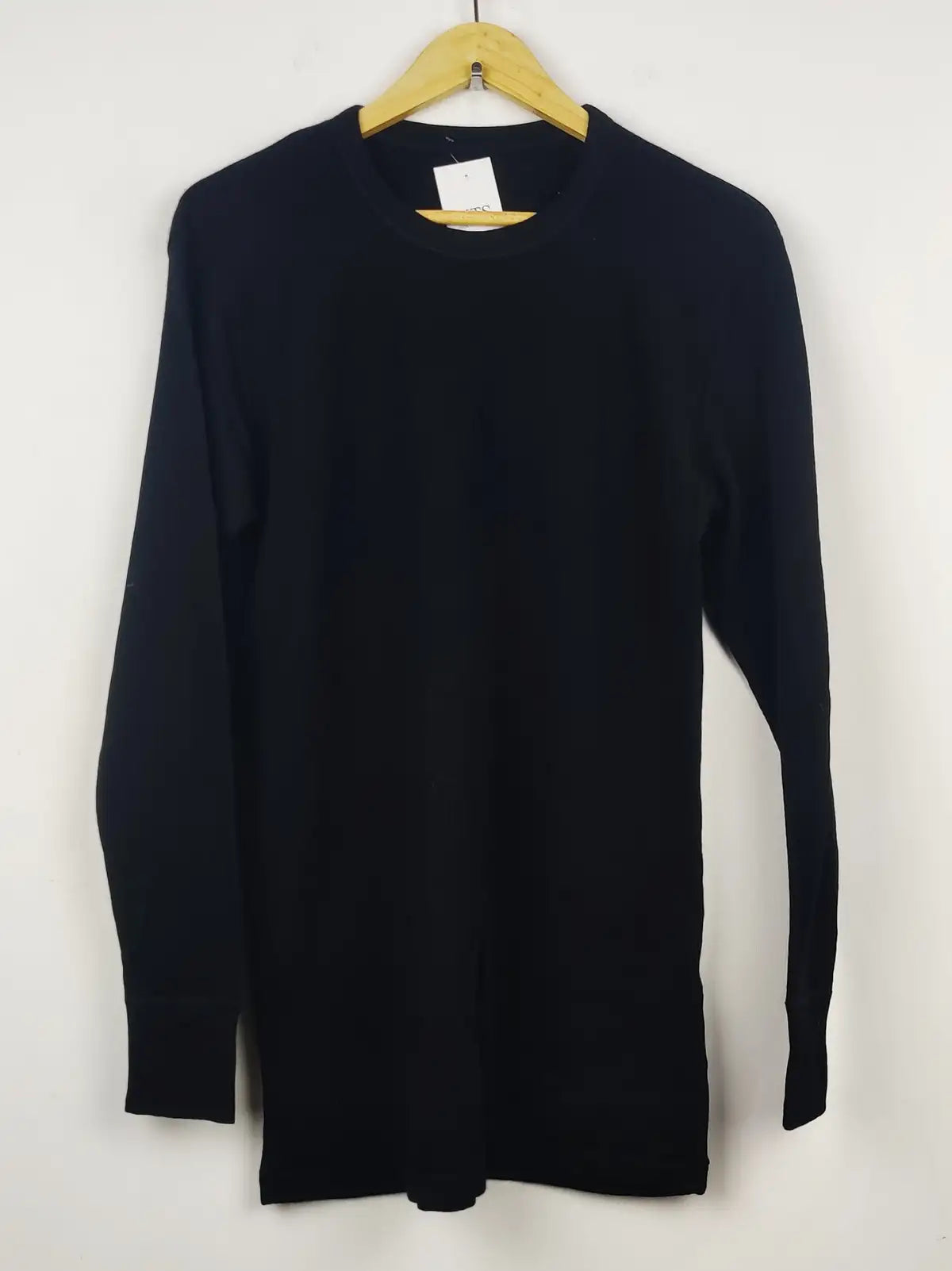 Buy online pre-used pre-loved 100% authentic & Original branded Marks & Spencer (PJ-837) available in Pakistan. Top international brands avilable.