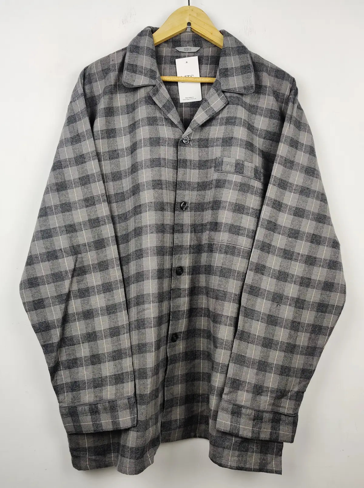 Buy online pre-used pre-loved 100% authentic & Original branded Marks & Spencer (PJ-908) available in Pakistan. Top international brands avilable.
