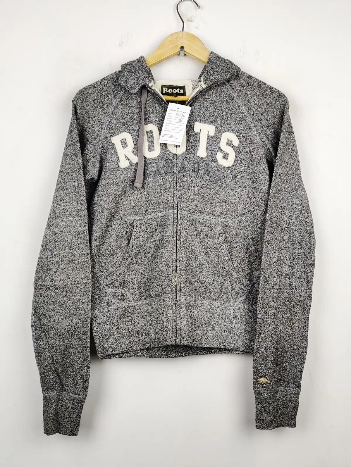 Buy online pre-used pre-loved 100% authentic & Original branded Roots (PJ-940) available in Pakistan. Top international brands avilable.