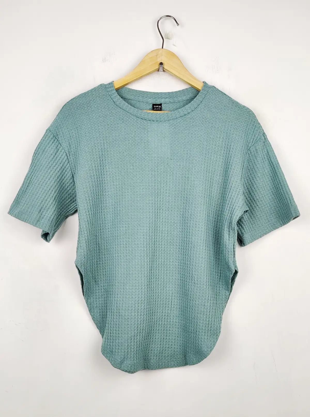 Buy online pre-used pre-loved 100% authentic & Original branded Shein (PJ-943) available in Pakistan. Top international brands avilable.
