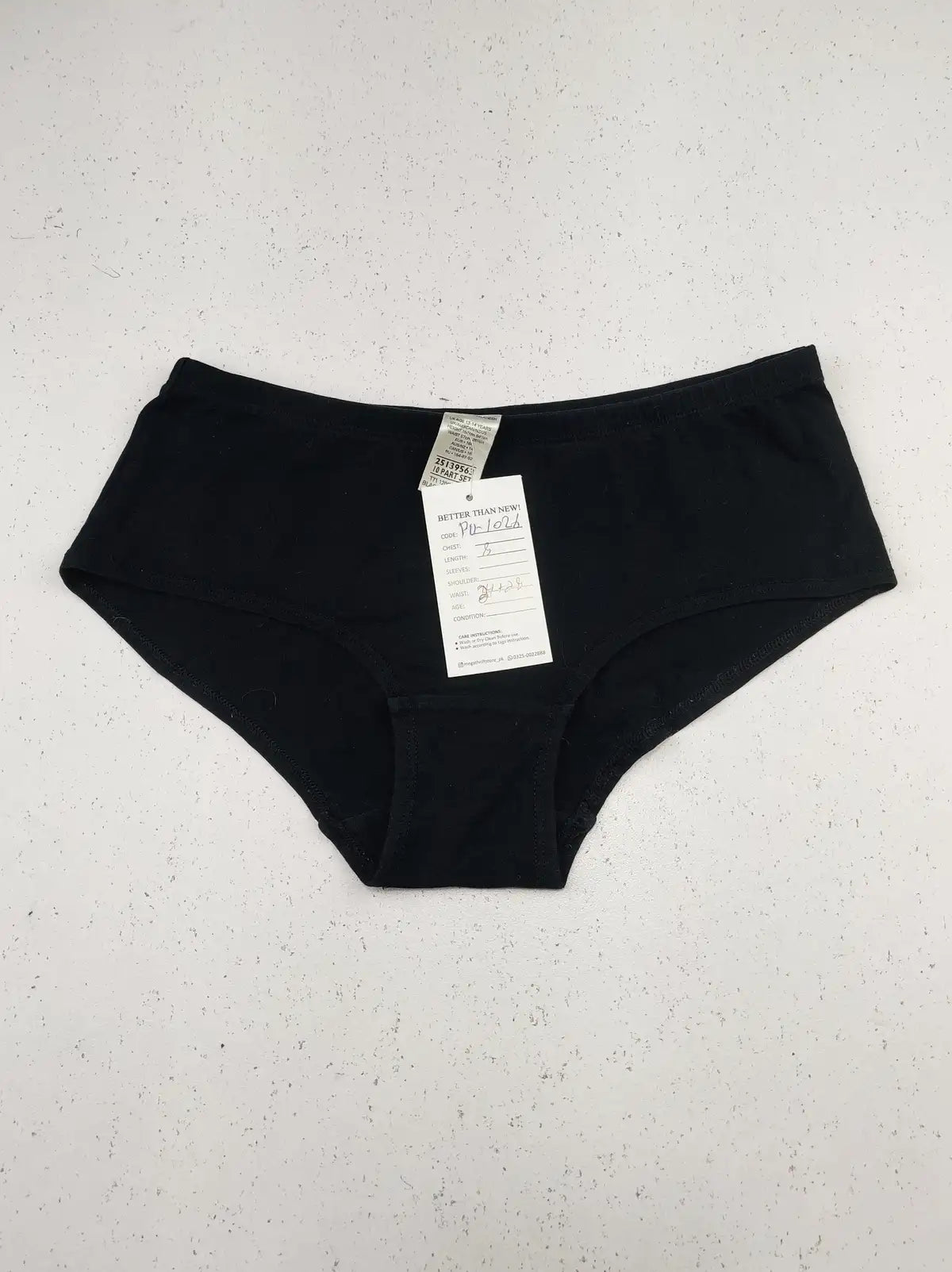 Buy online pre-used pre-loved 100% authentic & Original branded Marks & Spencer (PU-1026) available in Pakistan. Top international brands avilable.