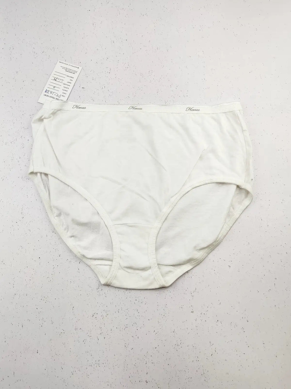 Buy online pre-used pre-loved 100% authentic & Original branded Hanes (PU-1039) available in Pakistan. Top international brands avilable.