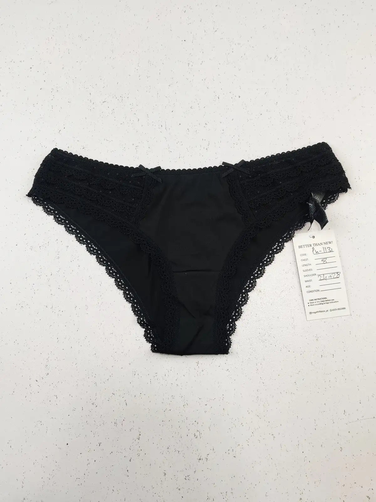 Buy online pre-used pre-loved 100% authentic & Original branded Marks & Spencer (PU-1131) available in Pakistan. Top international brands avilable.