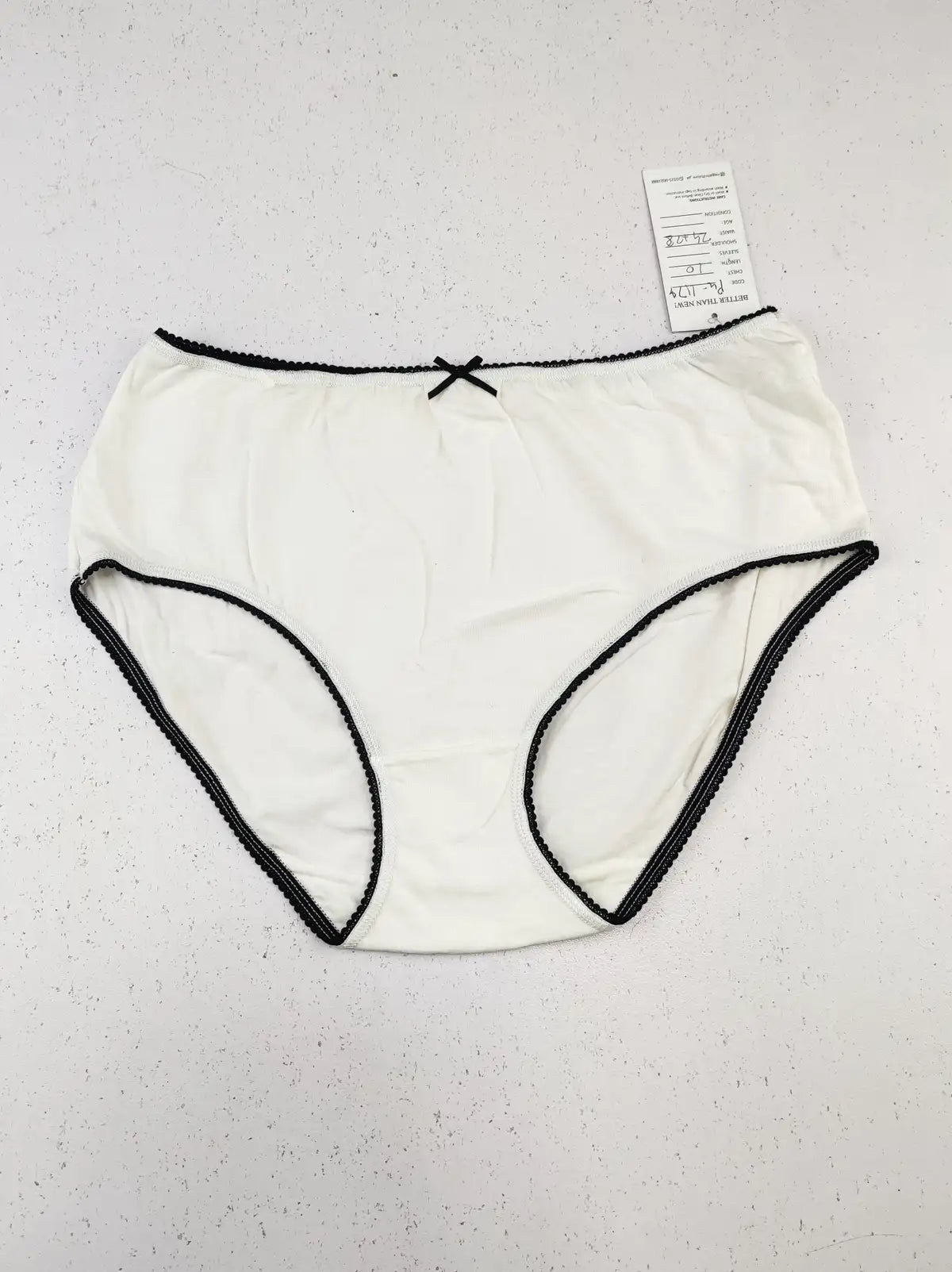 Buy online pre-used pre-loved 100% authentic & Original branded Marks & Spencer (PU-1179) available in Pakistan. Top international brands avilable.