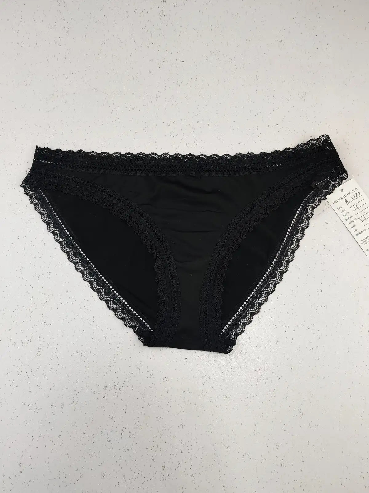 Buy online pre-used pre-loved 100% authentic & Original branded Marks & Spencer (PU-1187) available in Pakistan. Top international brands avilable.