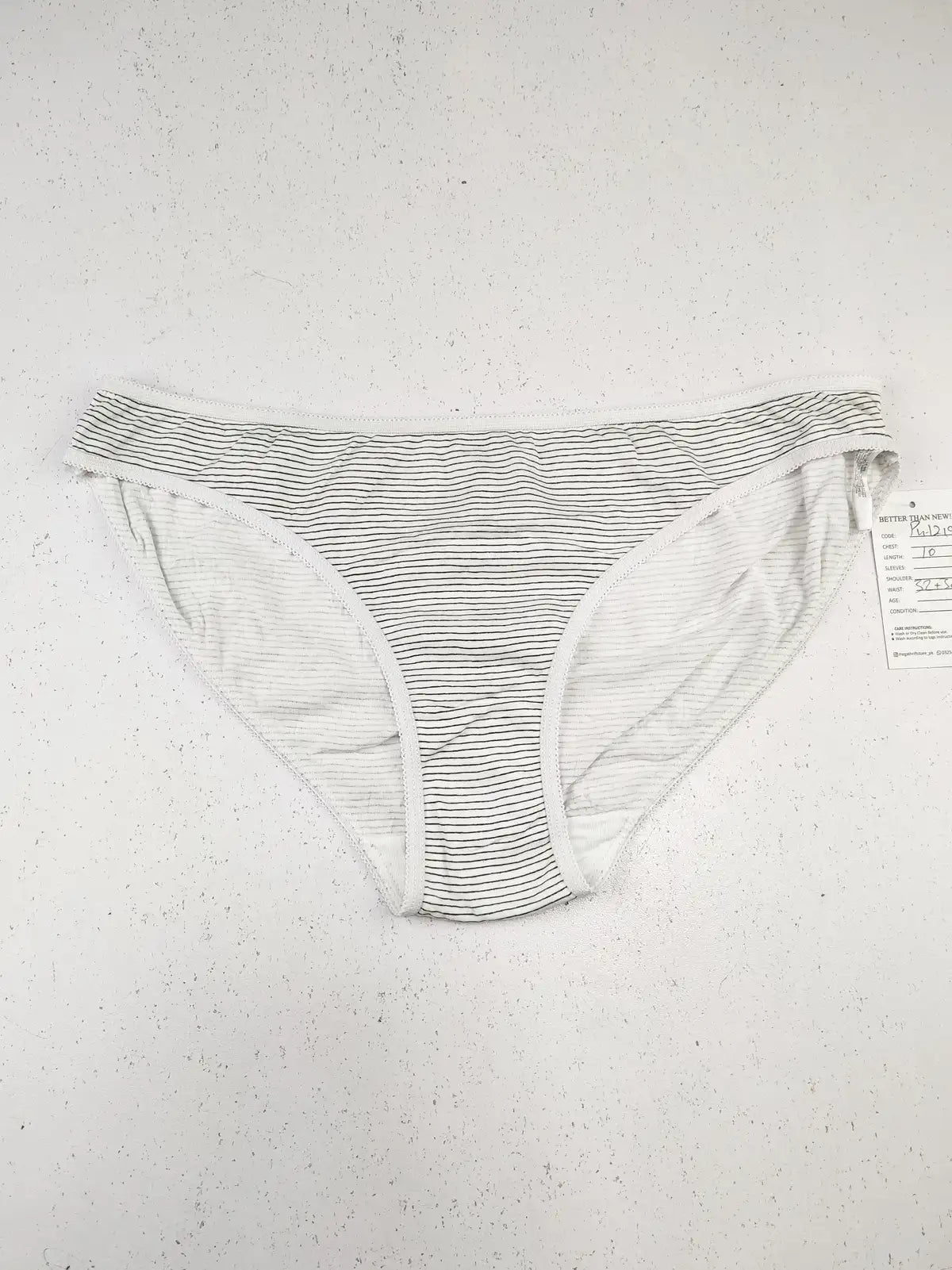 Buy online pre-used pre-loved 100% authentic & Original branded Primark (PU-1219) available in Pakistan. Top international brands avilable.