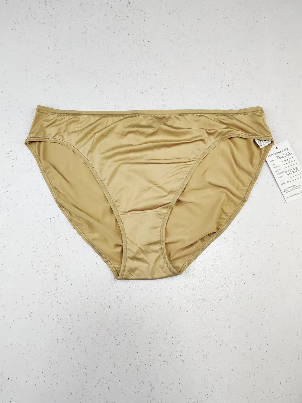 Buy online pre-used pre-loved 100% authentic & Original branded Marks & Spencer (PU-1221) available in Pakistan. Top international brands avilable.