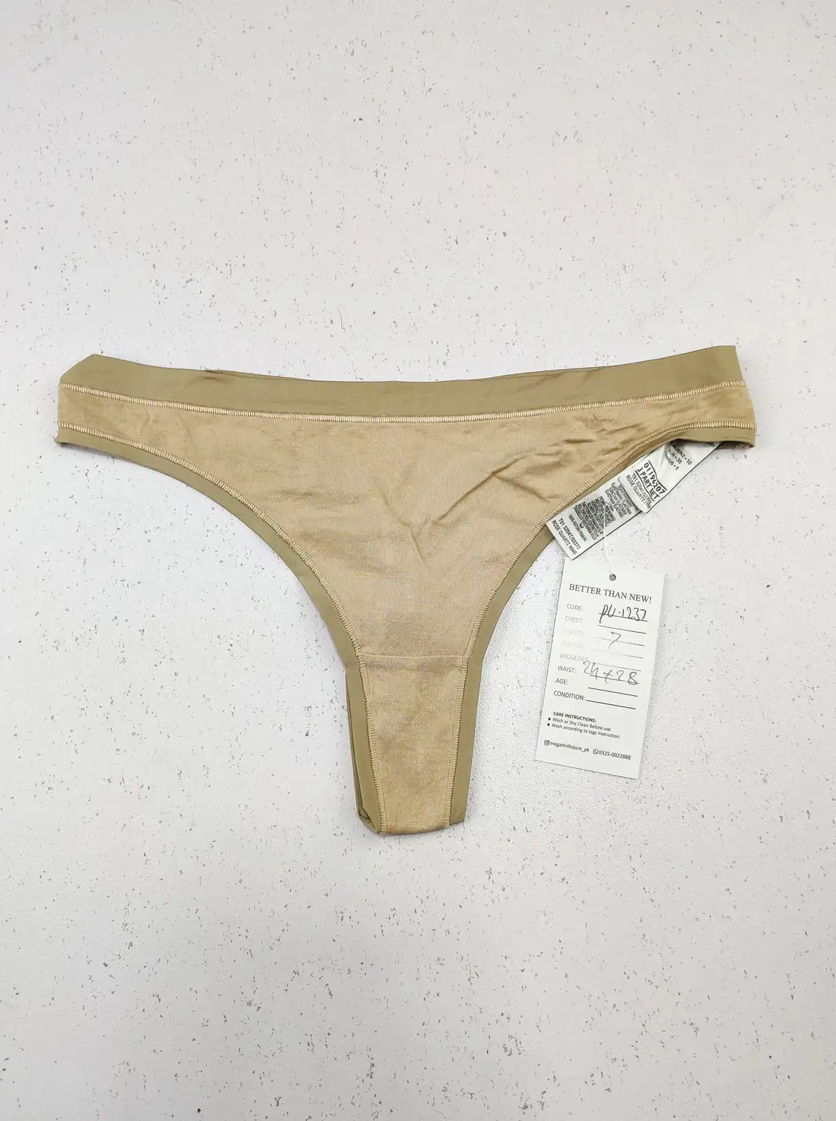 Buy online pre-used pre-loved 100% authentic & Original branded Marks & Spencer (PU-1237) available in Pakistan. Top international brands avilable.