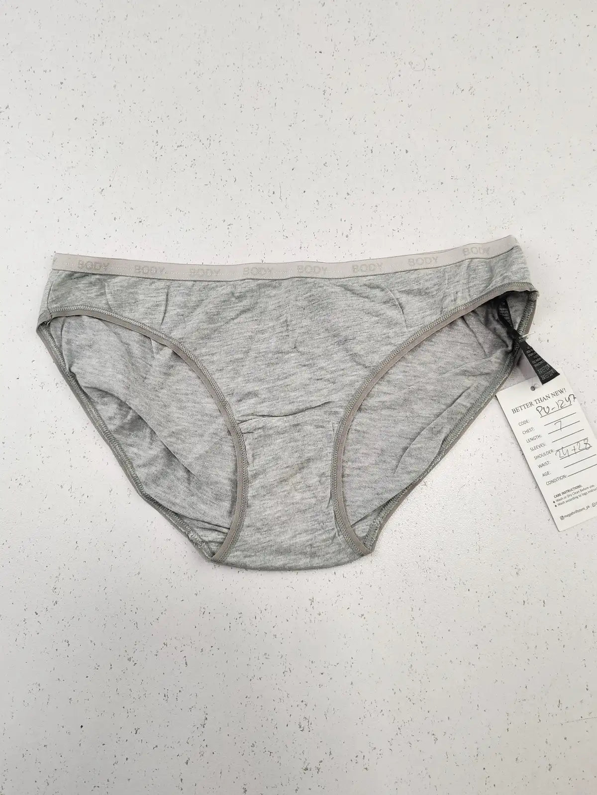 Buy online pre-used pre-loved 100% authentic & Original branded Marks & Spencer (PU-1247) available in Pakistan. Top international brands avilable.