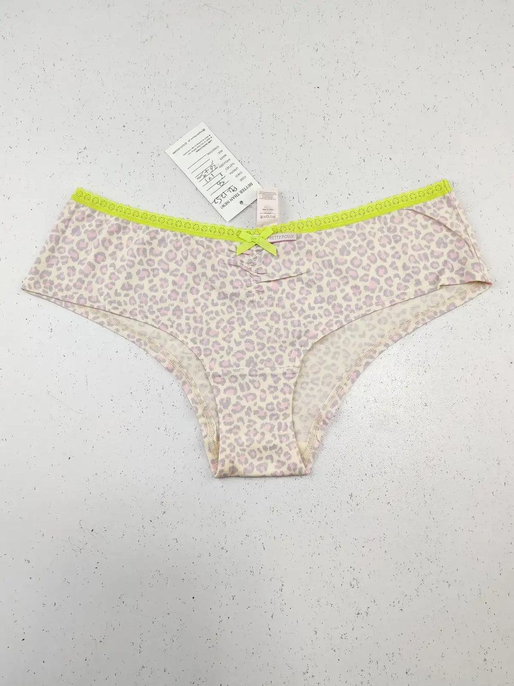 Buy online pre-used pre-loved 100% authentic & Original branded Pretty Polly (PU-1252) available in Pakistan. Top international brands avilable.