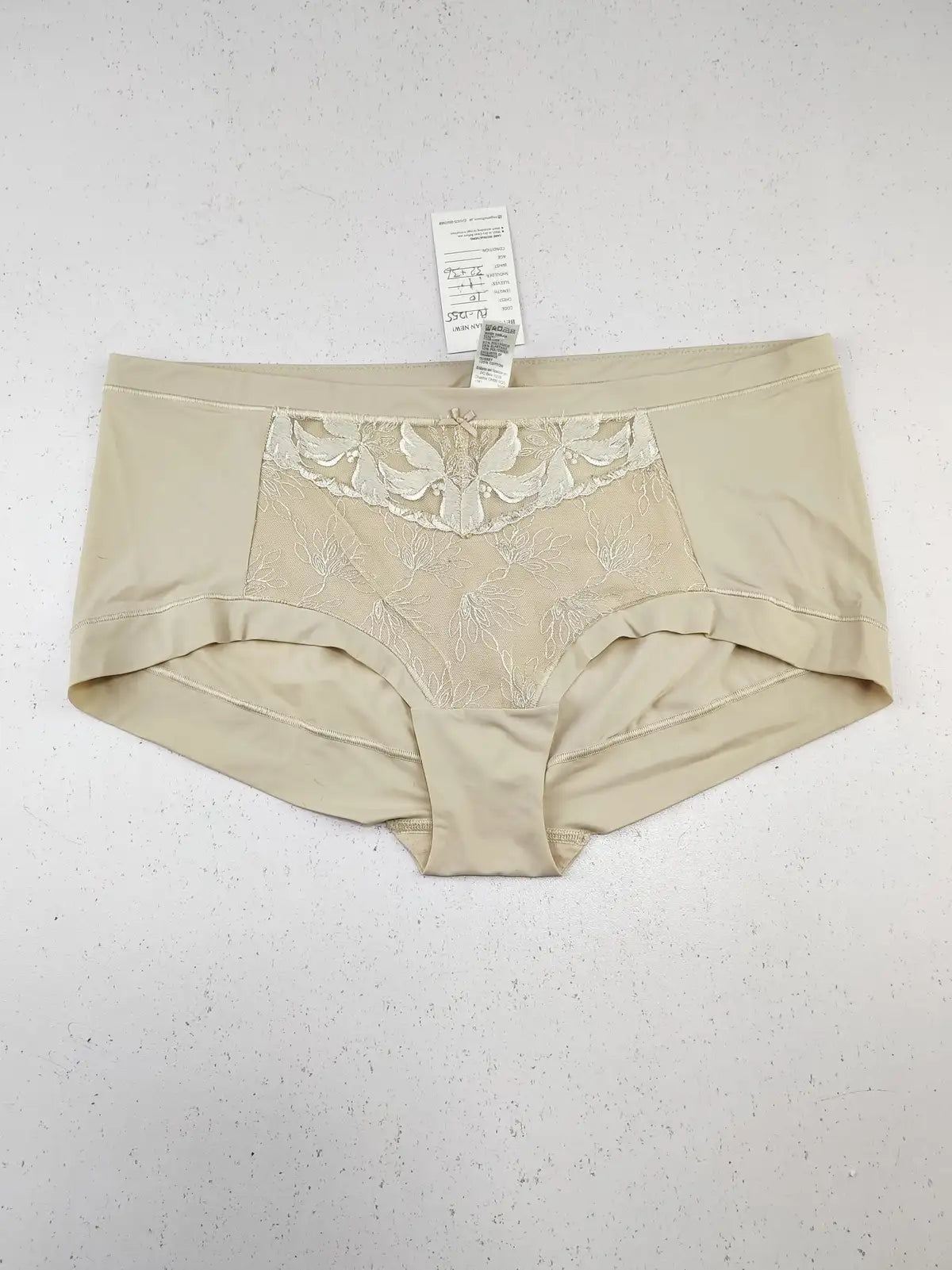 Buy online pre-used pre-loved 100% authentic & Original branded Marks & Spencer (PU-1255) available in Pakistan. Top international brands avilable.
