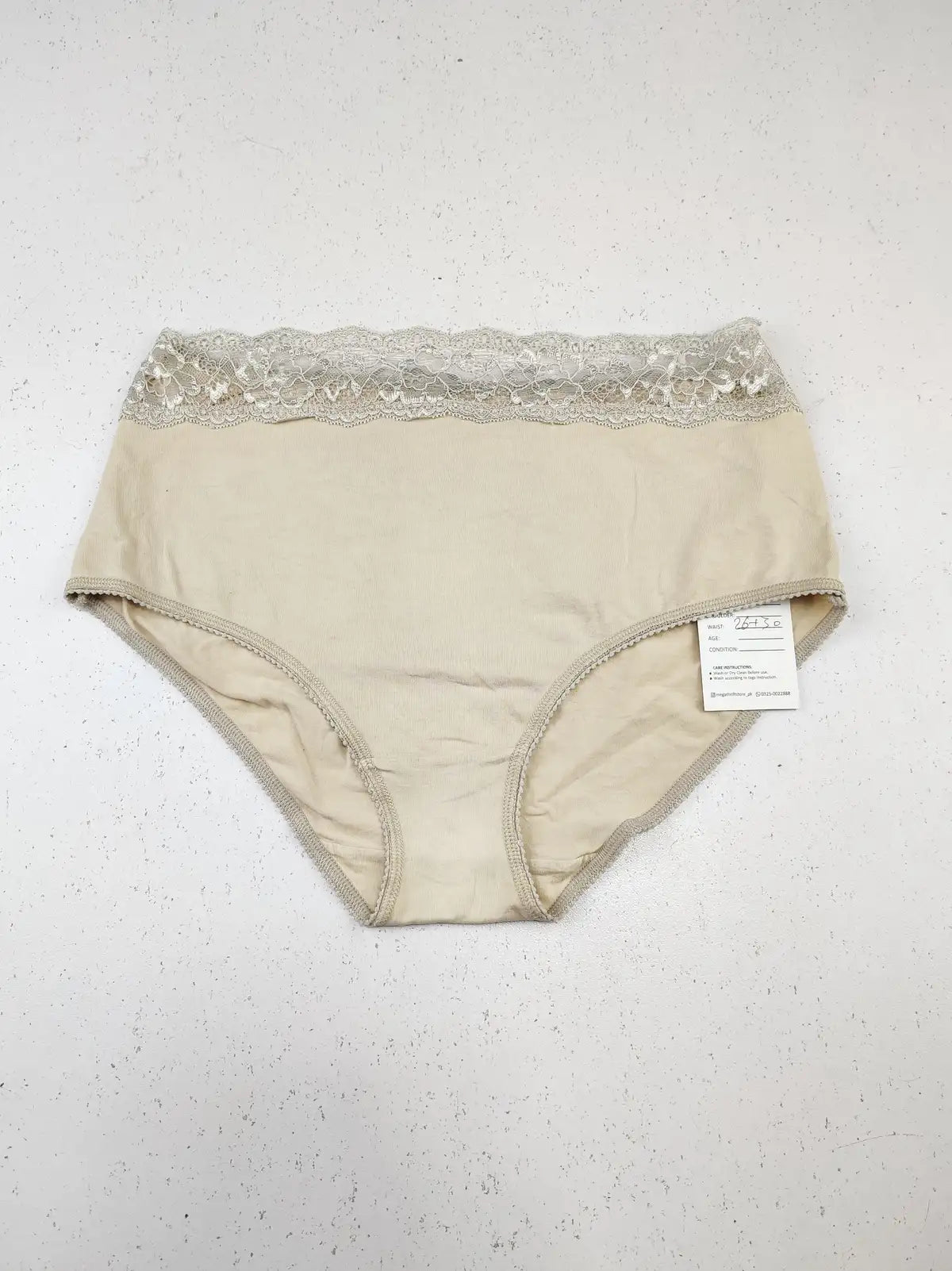 Buy online pre-used pre-loved 100% authentic & Original branded Marks & Spencer (PU-1271) available in Pakistan. Top international brands avilable.