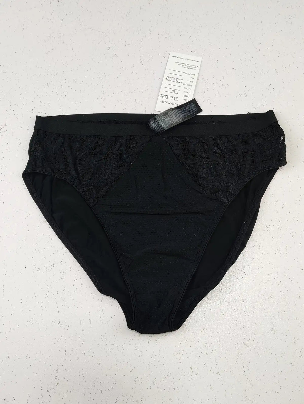 Buy online pre-used pre-loved 100% authentic & Original branded Marks & Spencer (PU-1275) available in Pakistan. Top international brands avilable.