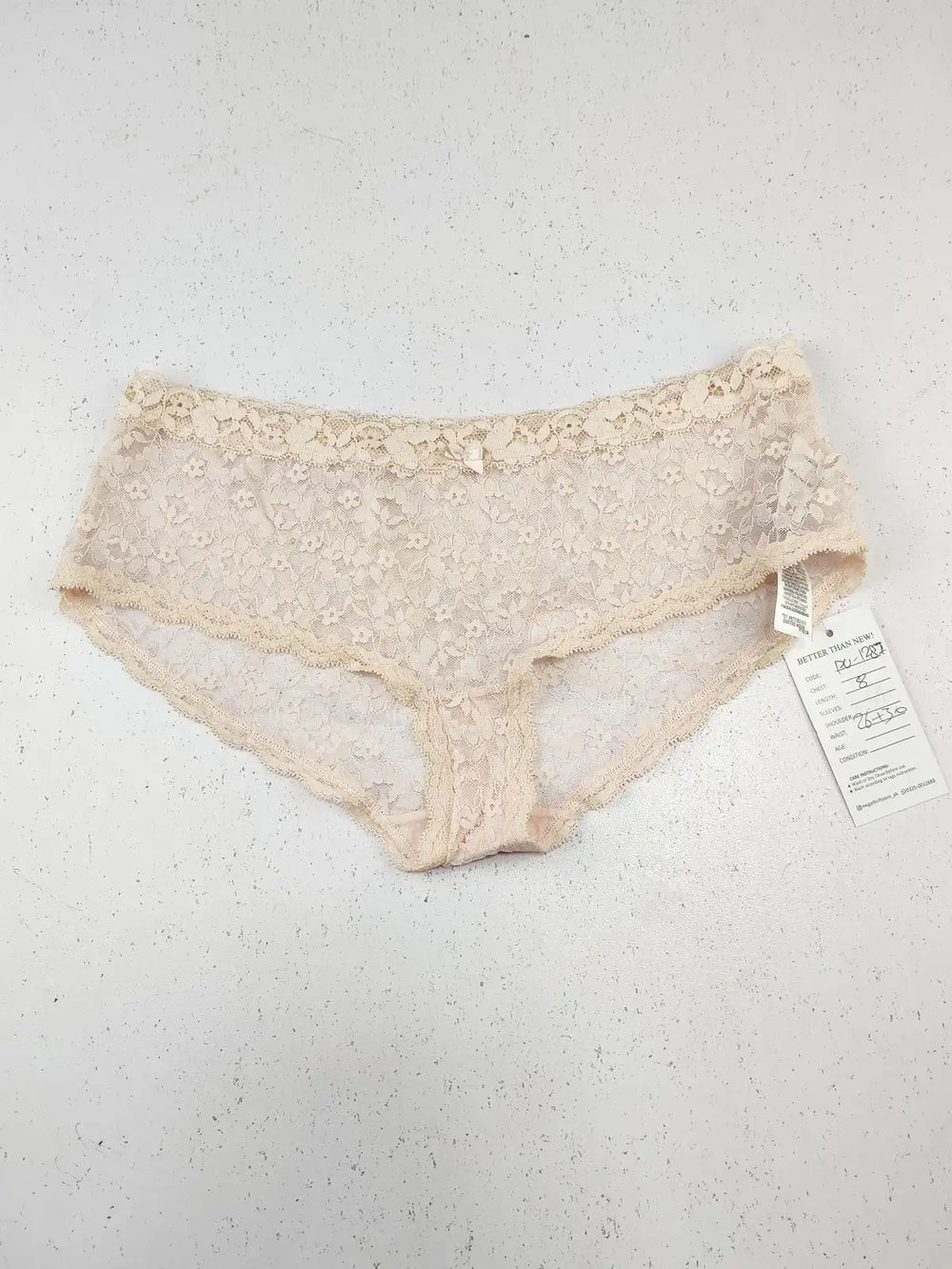 Buy online pre-used pre-loved 100% authentic & Original branded Marks & Spencer (PU-1287) available in Pakistan. Top international brands avilable.