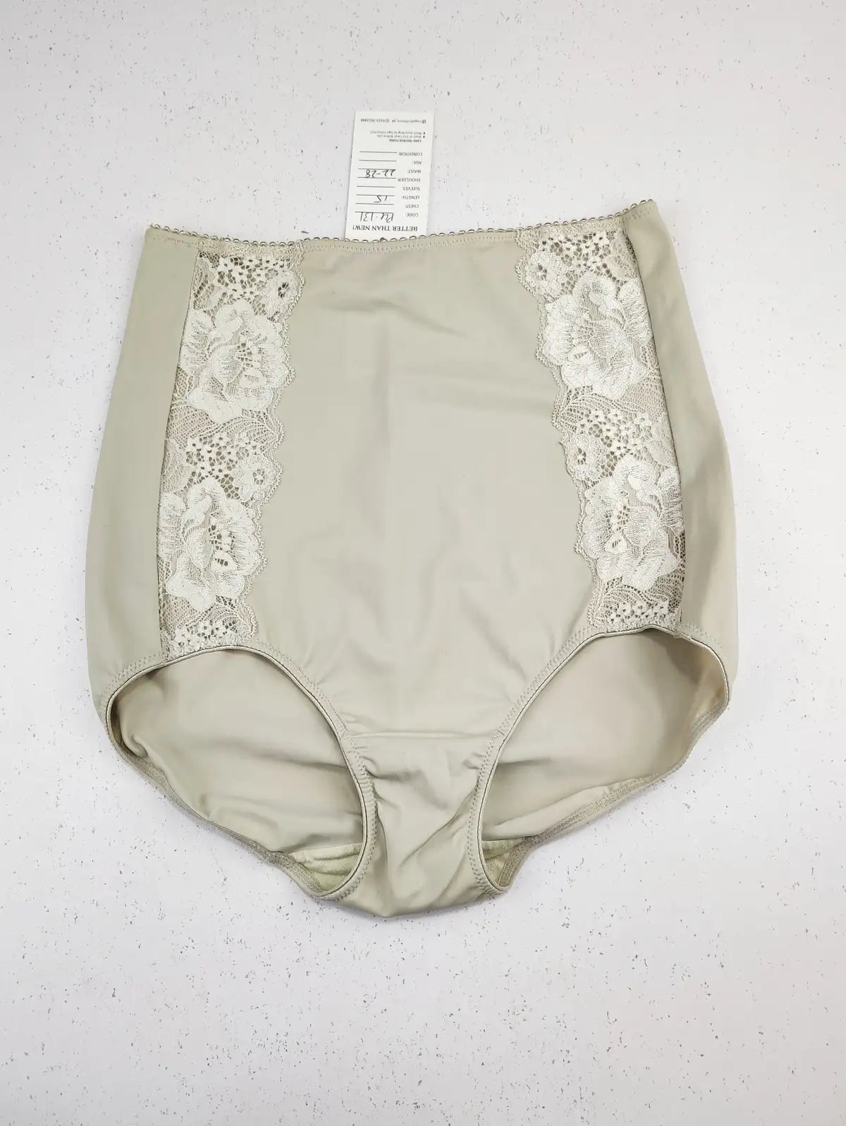 Buy online pre-used pre-loved 100% authentic & Original branded Jolinesse (PU-131) available in Pakistan. Top international brands avilable.