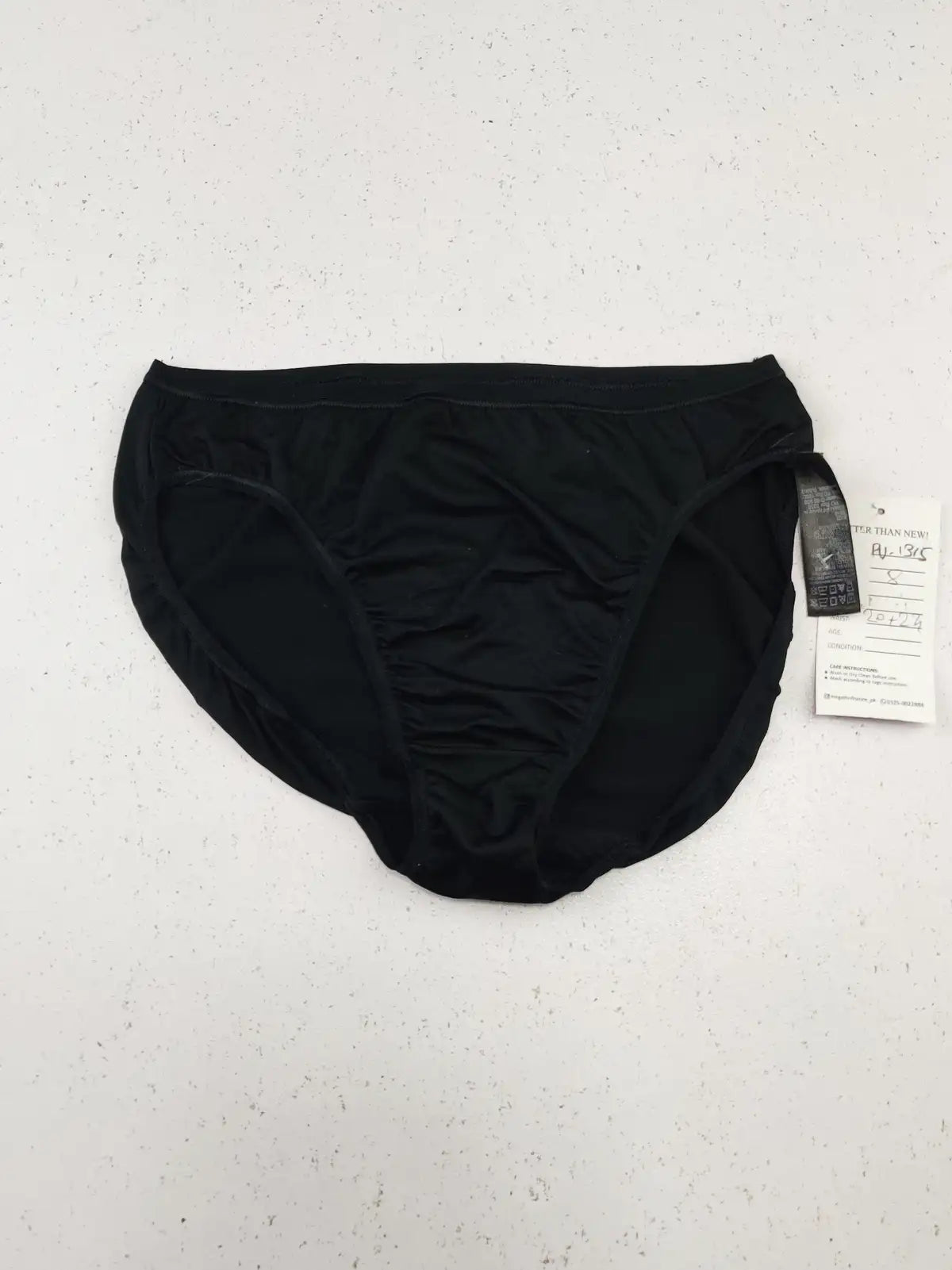Buy online pre-used pre-loved 100% authentic & Original branded Marks & Spencer (PU-1315) available in Pakistan. Top international brands avilable.