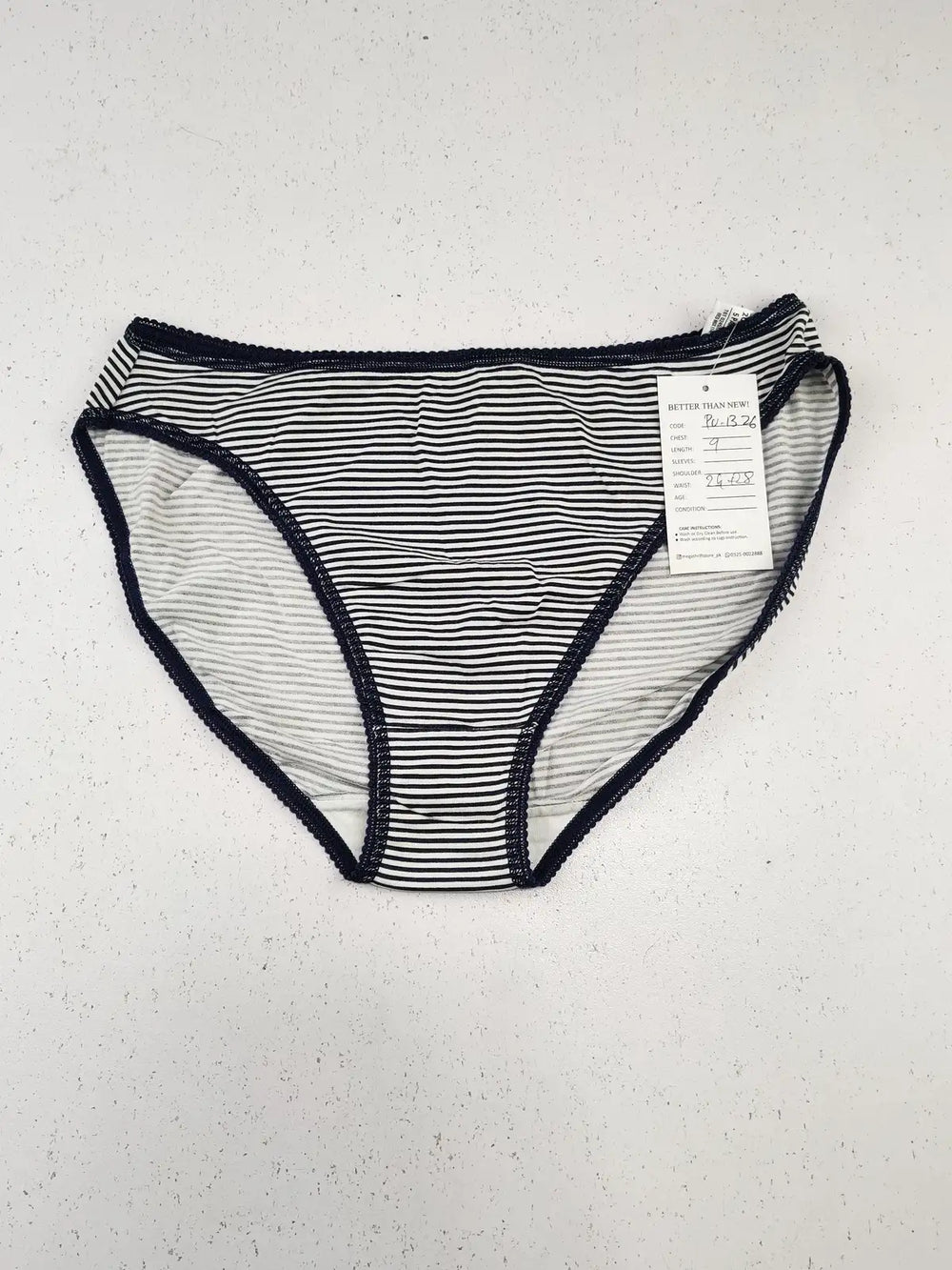 Buy online pre-used pre-loved 100% authentic & Original branded Marks & Spencer (PU-1326) available in Pakistan. Top international brands avilable.