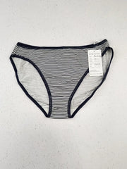 Buy online pre-used pre-loved 100% authentic & Original branded Marks & Spencer (PU-1326) available in Pakistan. Top international brands avilable.