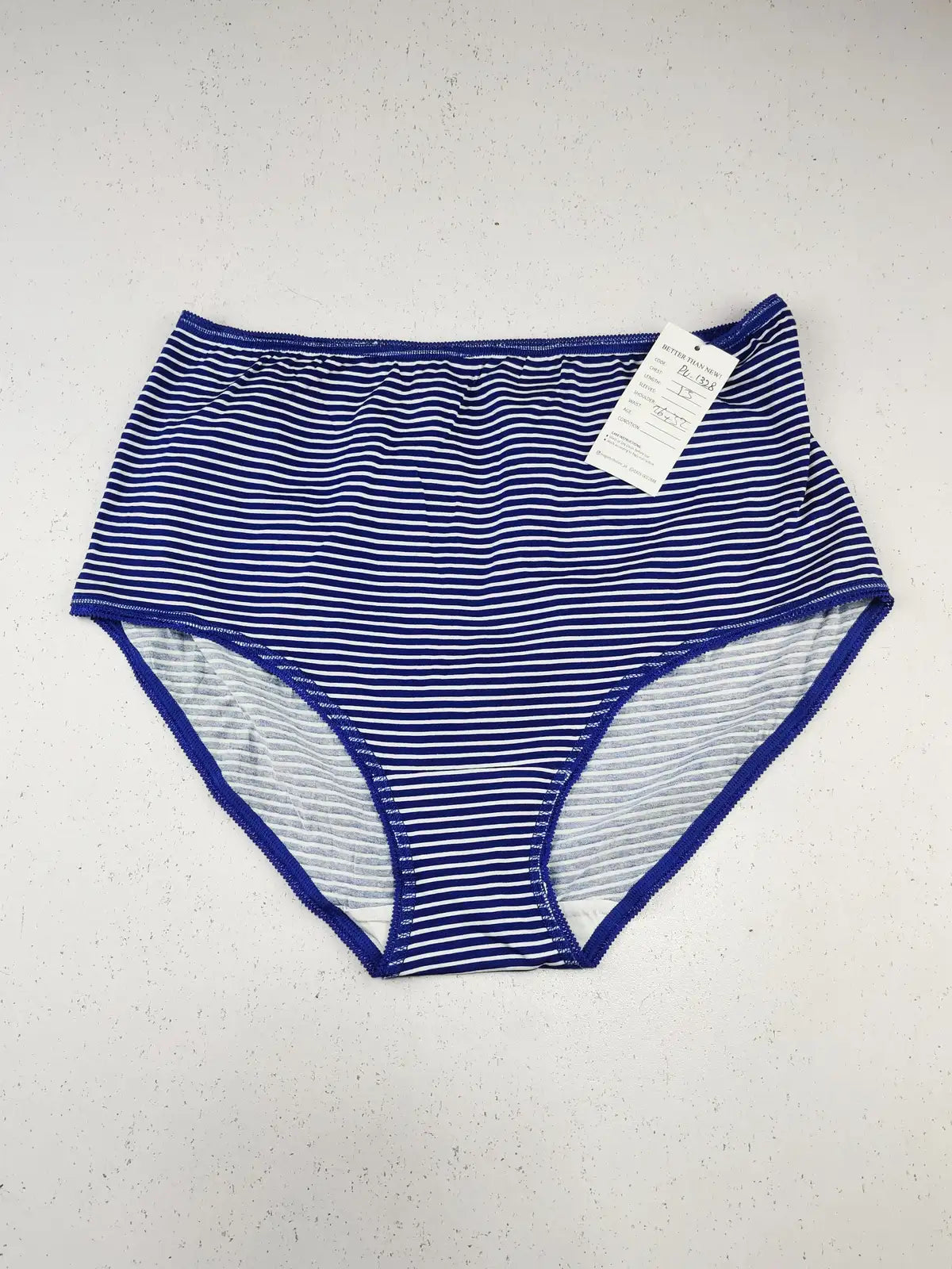 Buy online pre-used pre-loved 100% authentic & Original branded Marks & Spencer (PU-1328) available in Pakistan. Top international brands avilable.