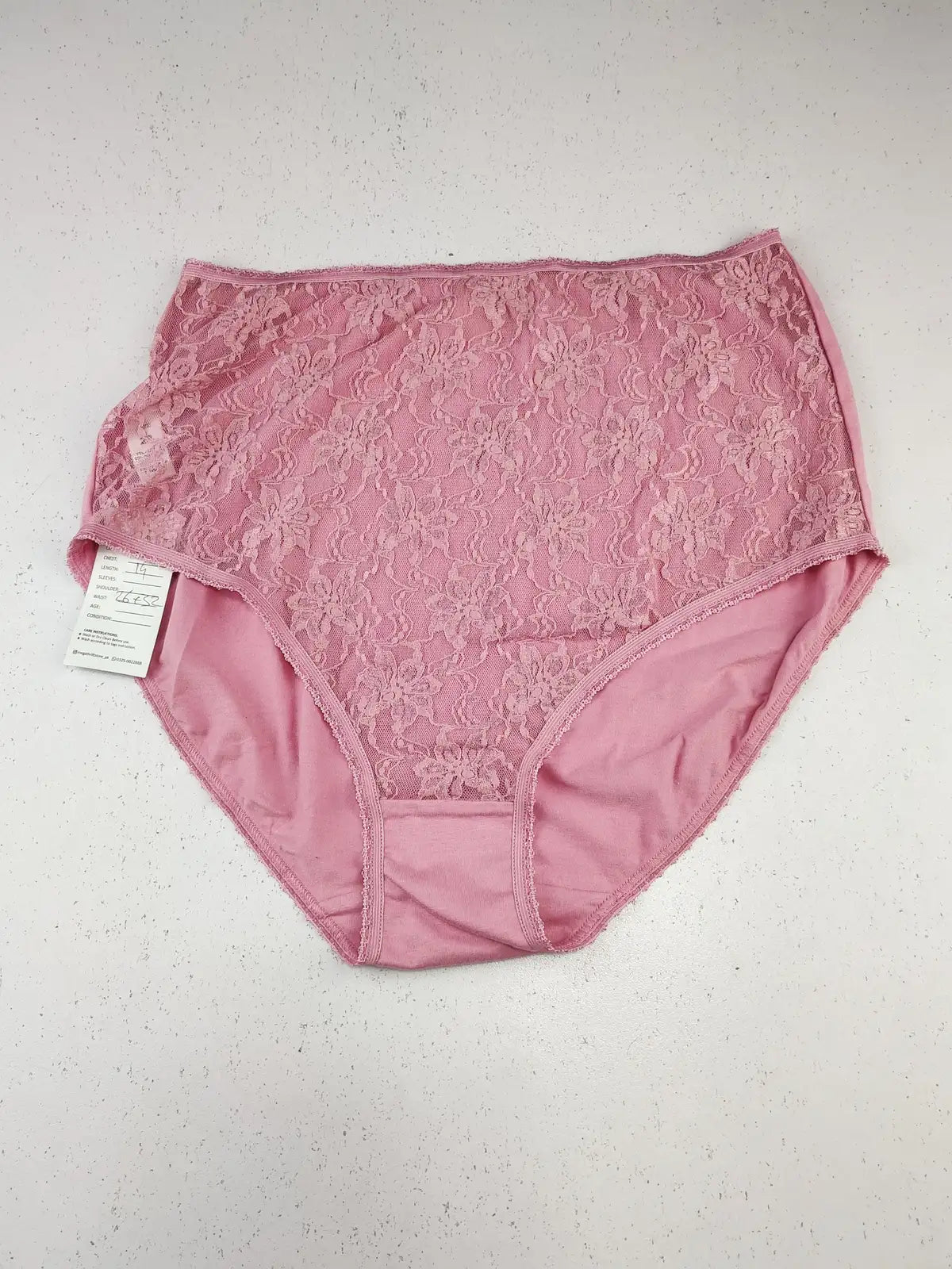 Buy online pre-used pre-loved 100% authentic & Original branded Unknown Brand (PU-1330) available in Pakistan. Top international brands avilable.