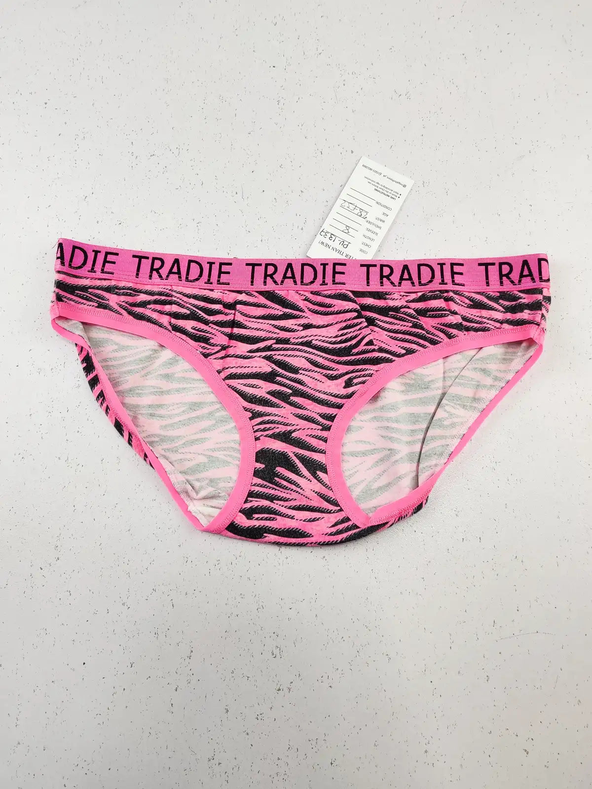 Buy online pre-used pre-loved 100% authentic & Original branded Tradie (PU-1337) available in Pakistan. Top international brands avilable.