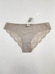 Buy online pre-used pre-loved 100% authentic & Original branded Next (PU-1371) available in Pakistan. Top international brands avilable.