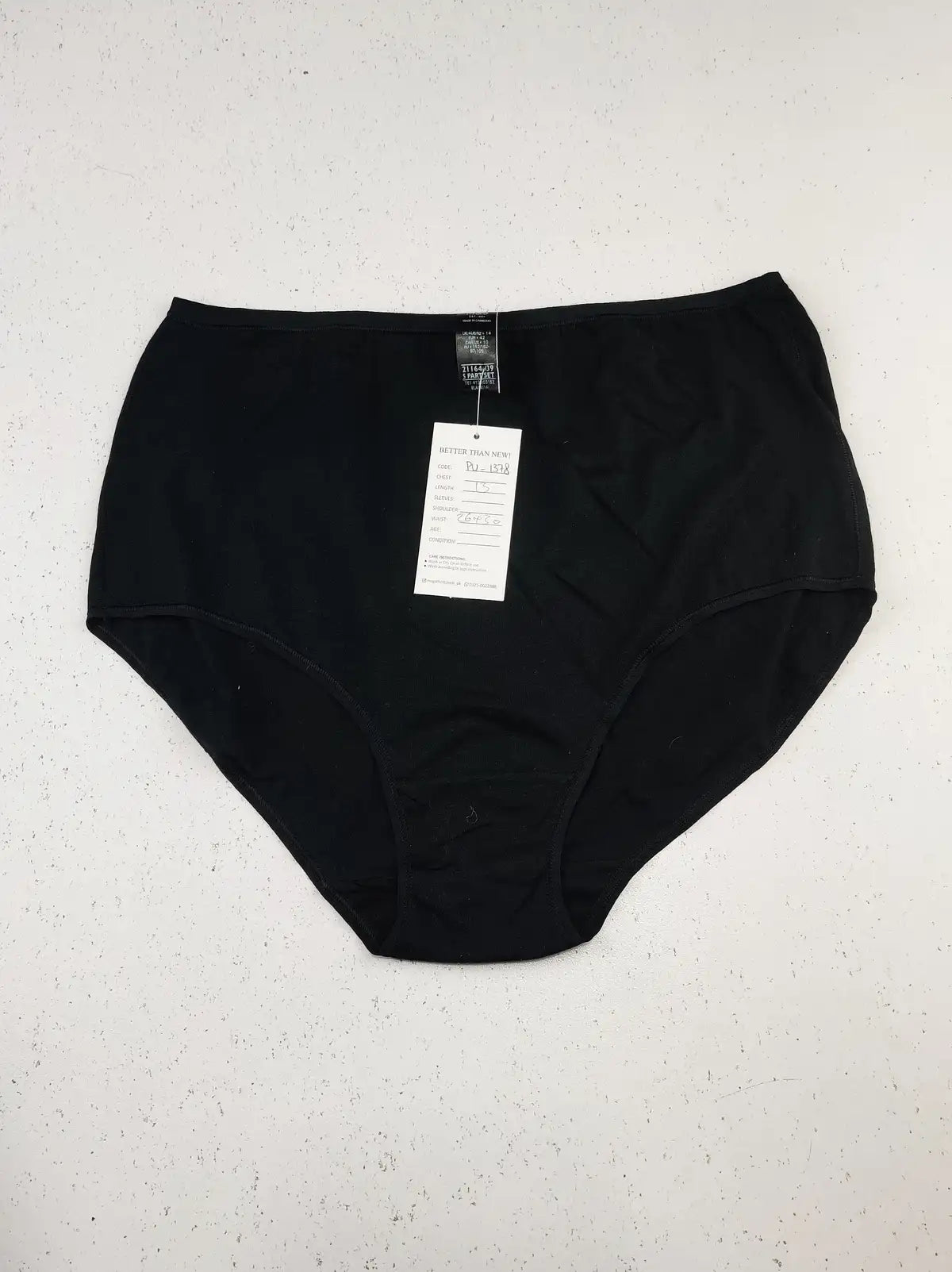 Buy online pre-used pre-loved 100% authentic & Original branded Marks & Spencer (PU-1378) available in Pakistan. Top international brands avilable.