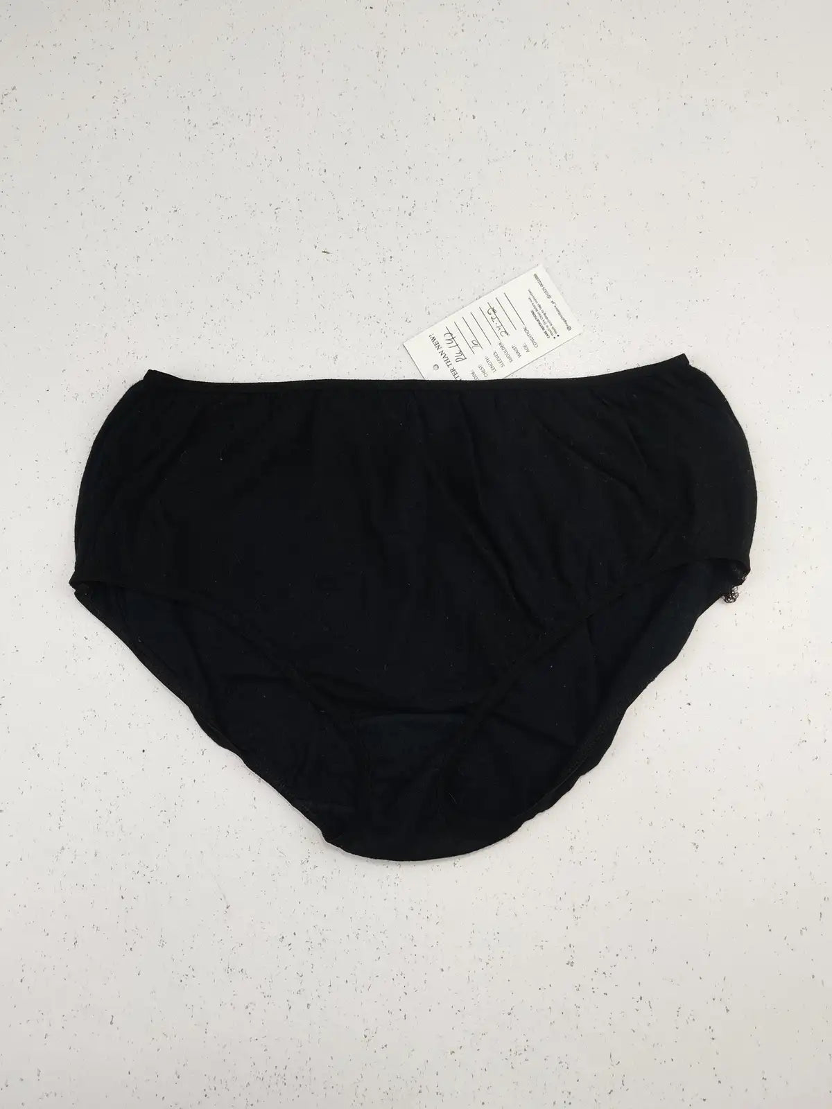 Buy online pre-used pre-loved 100% authentic & Original branded Primark (PU-140) available in Pakistan. Top international brands avilable.