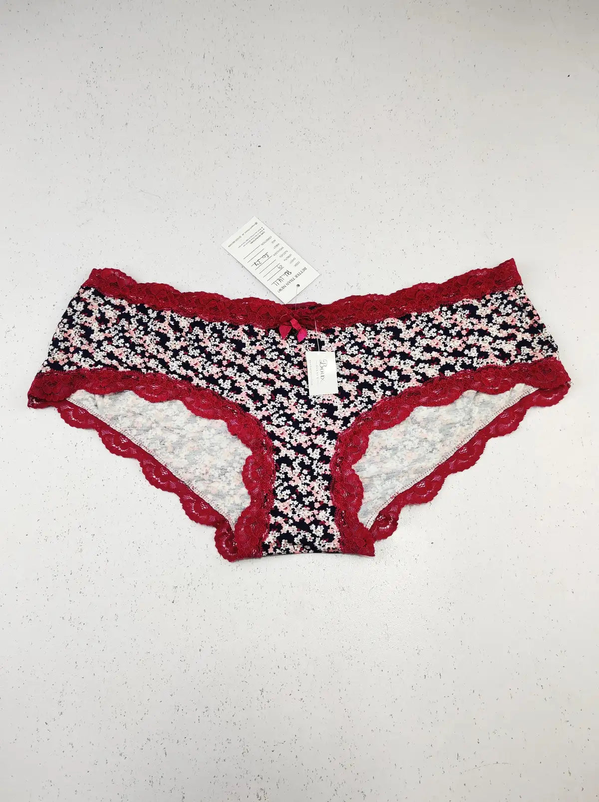 Buy online pre-used pre-loved 100% authentic & Original branded Boux Avenue (PU-1411) available in Pakistan. Top international brands avilable.