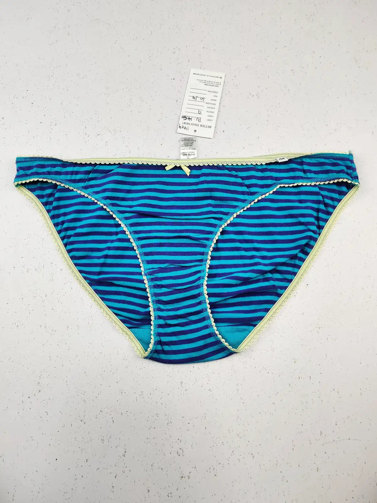 Buy online pre-used pre-loved 100% authentic & Original branded Pretty Polly (PU-1449) available in Pakistan. Top international brands avilable.