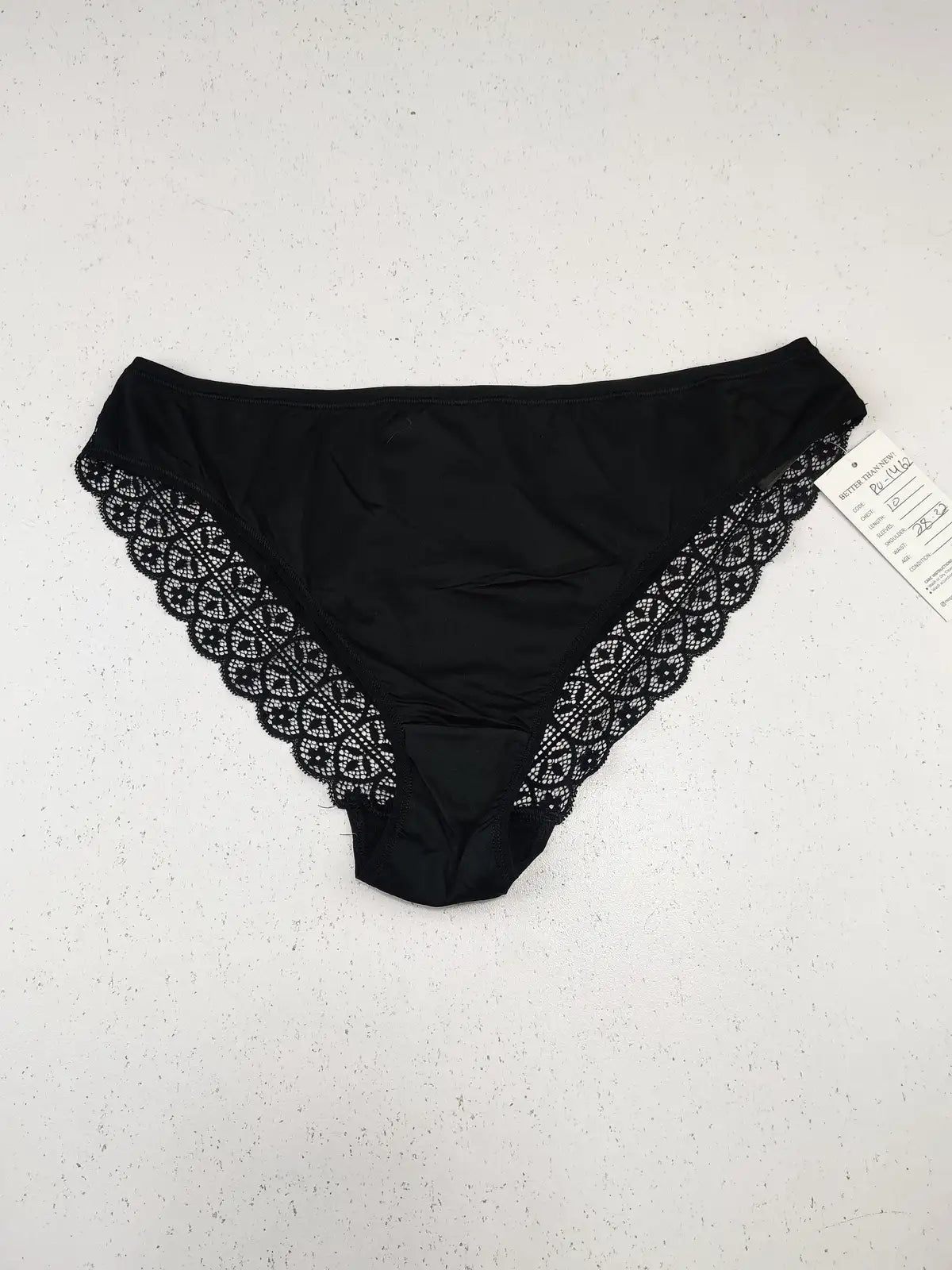 Buy online pre-used pre-loved 100% authentic & Original branded F&F (PU-1462) available in Pakistan. Top international brands avilable.