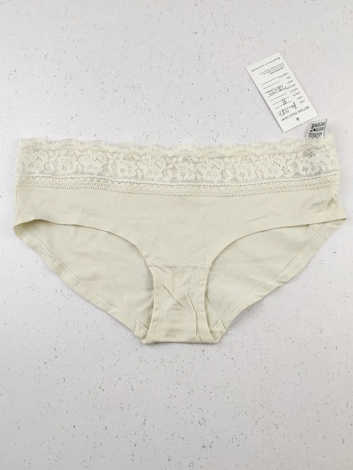 Buy online pre-used pre-loved 100% authentic & Original branded Marks & Spencer (PU-1482) available in Pakistan. Top international brands avilable.