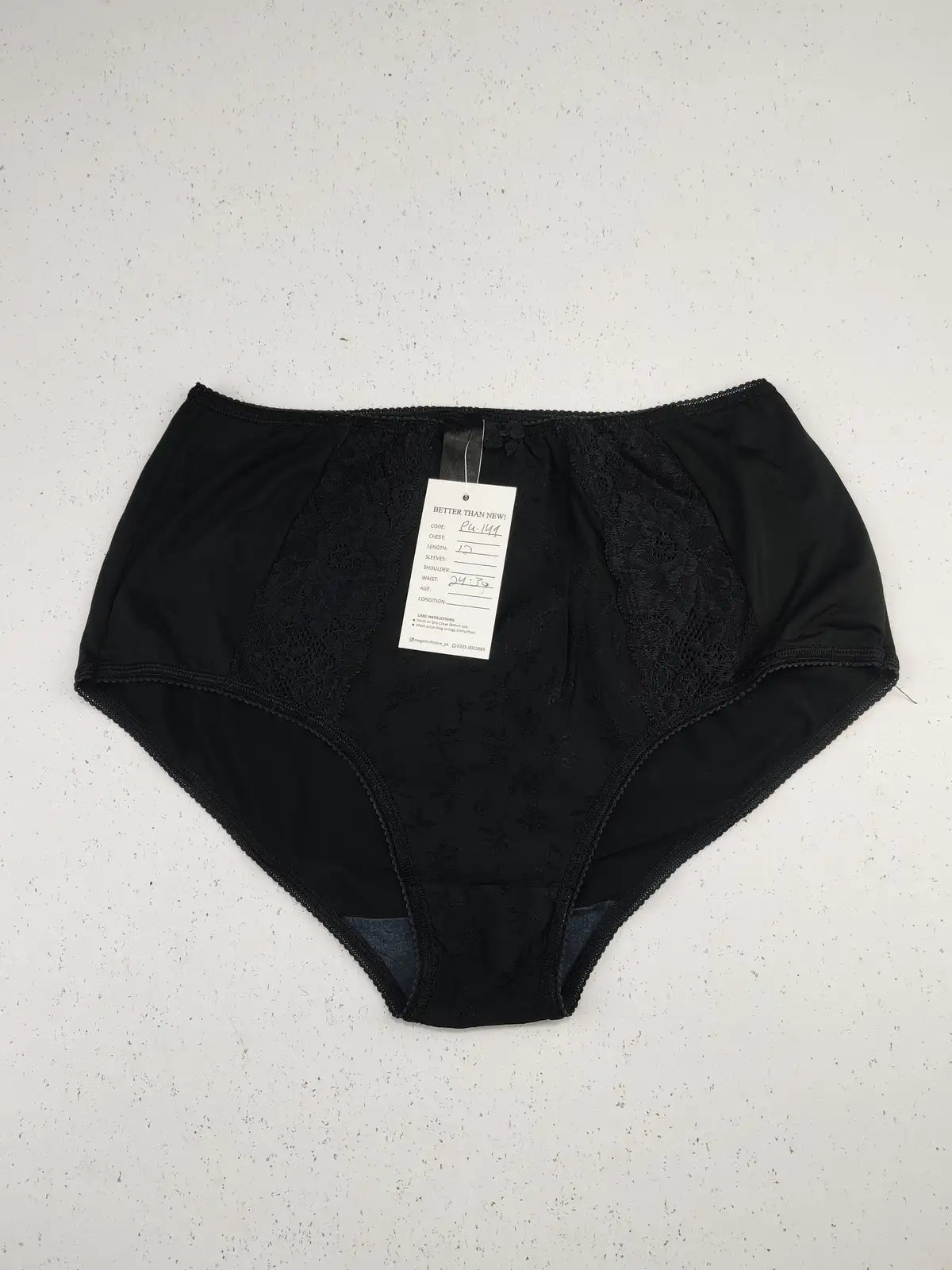 Buy online pre-used pre-loved 100% authentic & Original branded Marks & Spencer (PU-149) available in Pakistan. Top international brands avilable.
