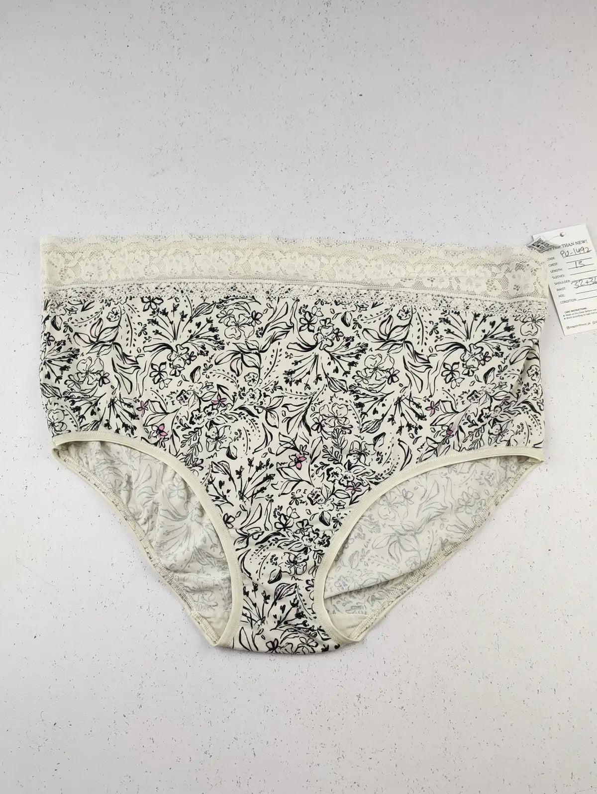 Buy online pre-used pre-loved 100% authentic & Original branded Marks & Spencer (PU-1492) available in Pakistan. Top international brands avilable.