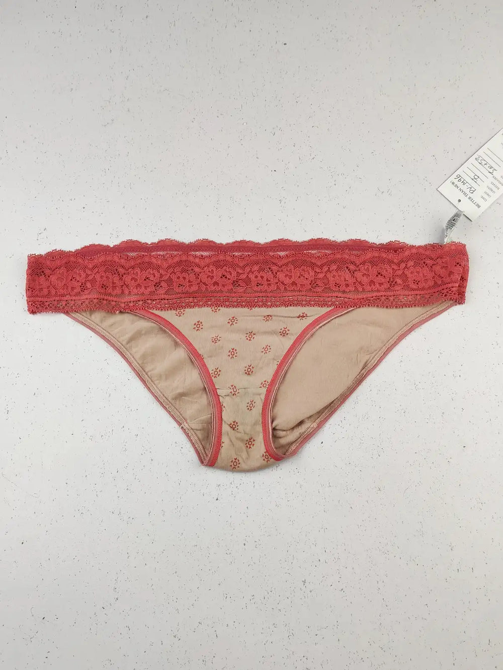 Buy online pre-used pre-loved 100% authentic & Original branded Marks & Spencer (PU-1496) available in Pakistan. Top international brands avilable.