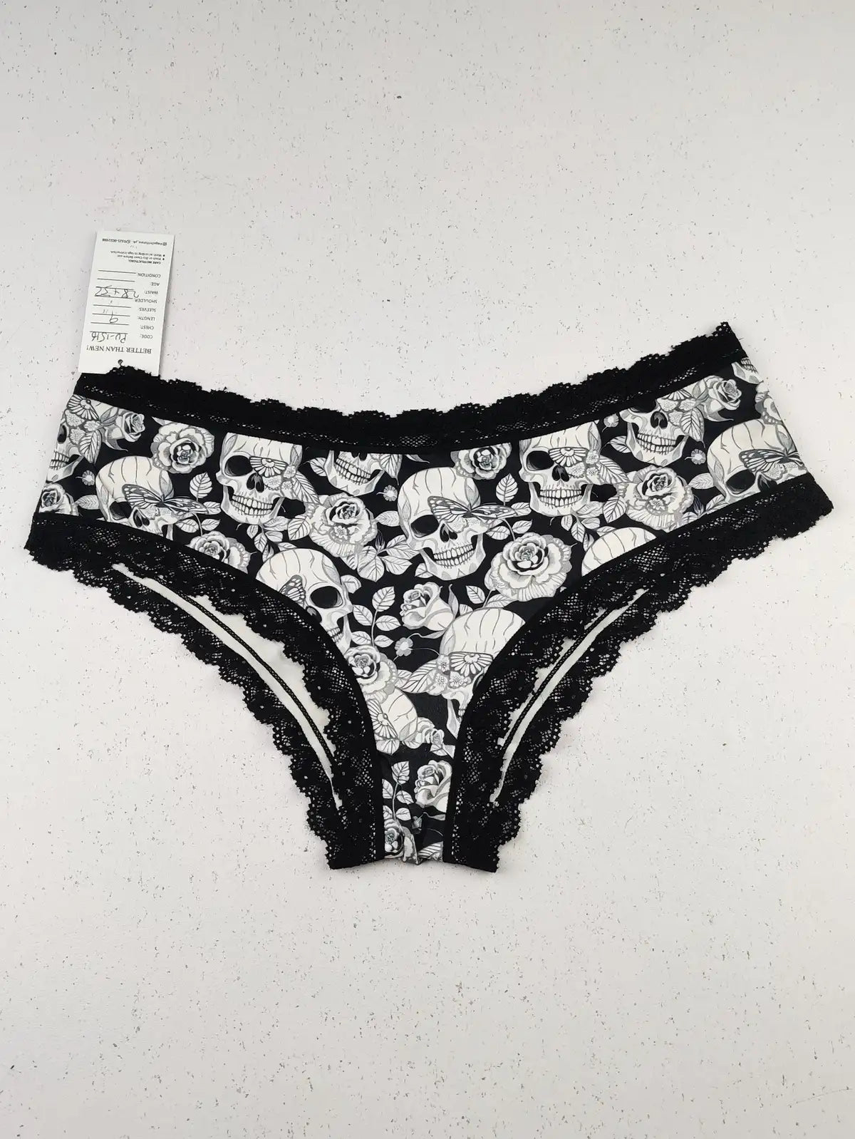 Buy online pre-used pre-loved 100% authentic & Original branded Unknown Brand (PU-1516) available in Pakistan. Top international brands avilable.