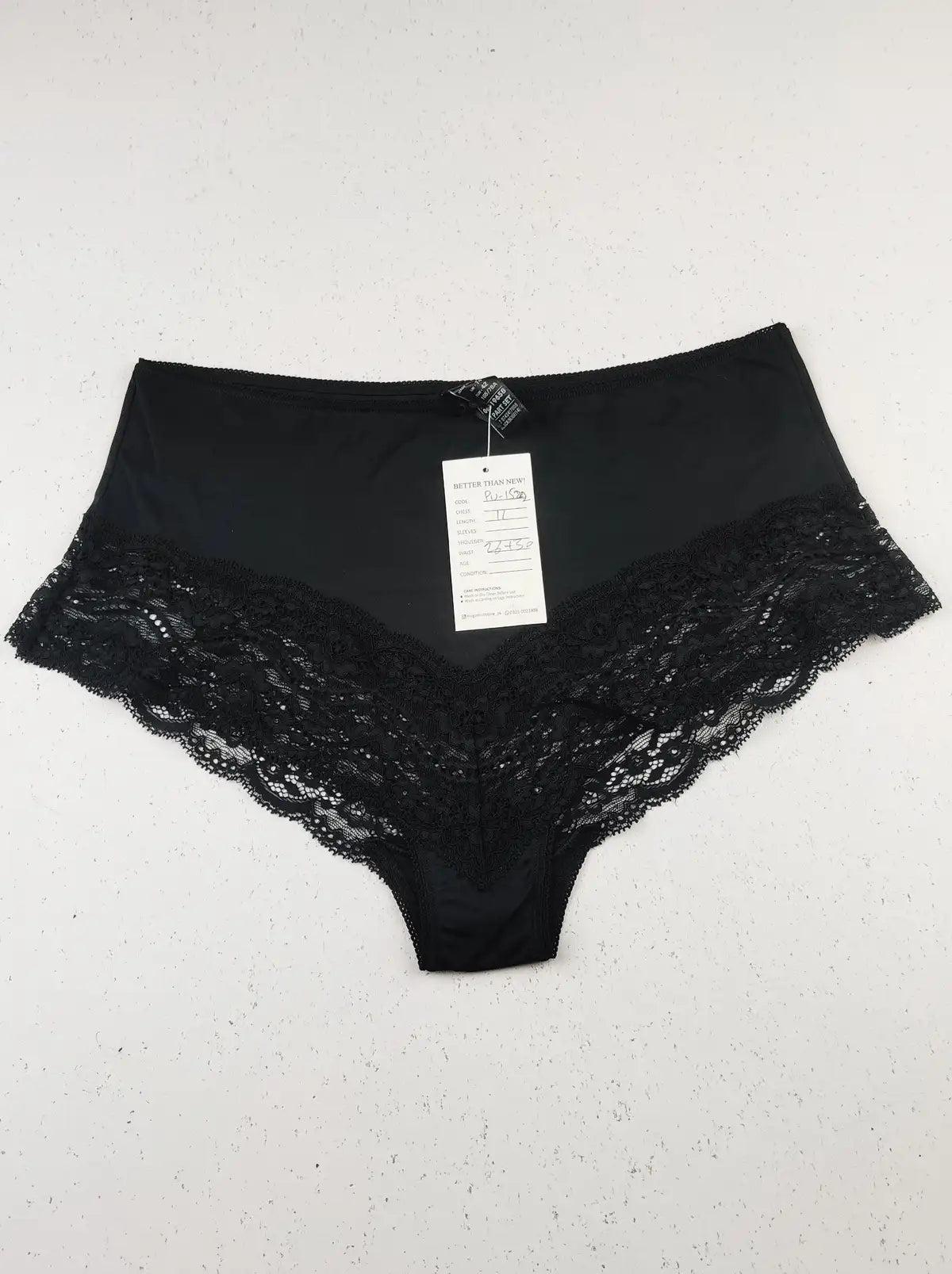 Buy online pre-used pre-loved 100% authentic & Original branded Marks & Spencer (PU-1522) available in Pakistan. Top international brands avilable.
