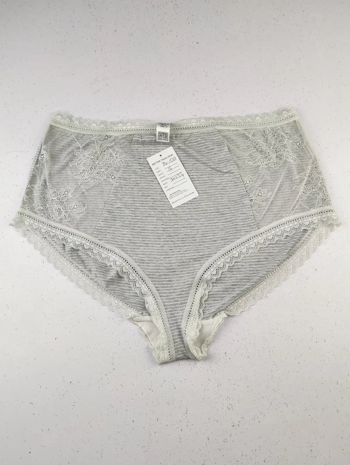 Buy online pre-used pre-loved 100% authentic & Original branded Marks & Spencer (PU-1527) available in Pakistan. Top international brands avilable.