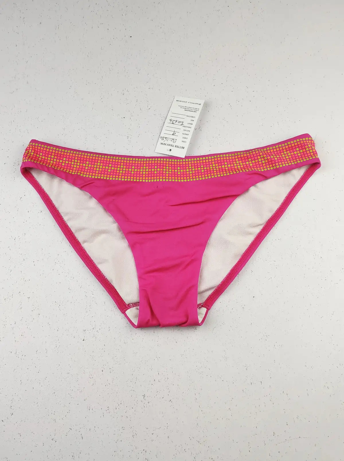 Buy online pre-used pre-loved 100% authentic & Original branded Butterfly (PU-1550) available in Pakistan. Top international brands avilable.