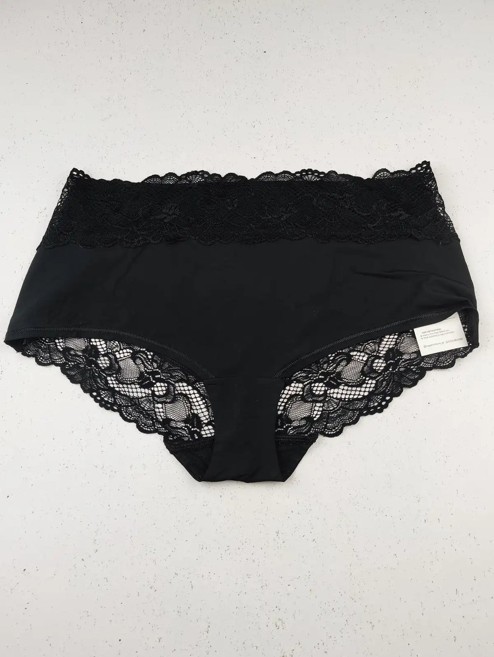 Buy online pre-used pre-loved 100% authentic & Original branded Marks & Spencer (PU-1560) available in Pakistan. Top international brands avilable.